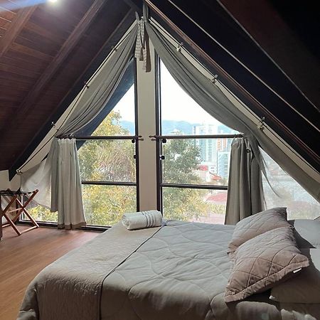 Pousada Casa Da Pedra Блуменау Екстериор снимка