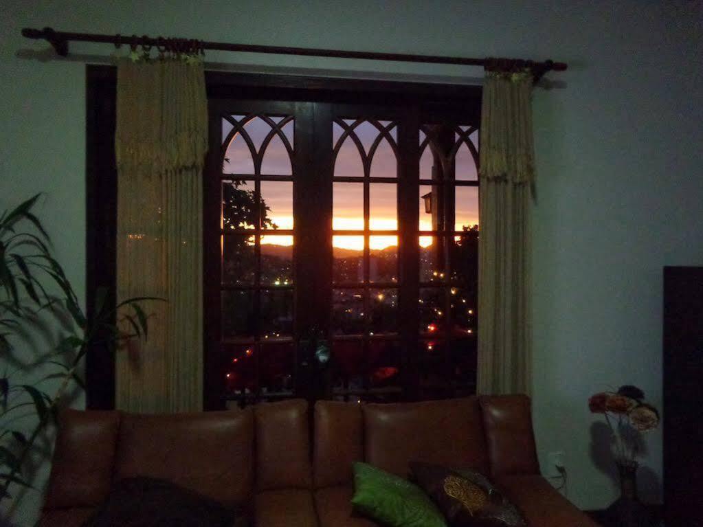 Pousada Casa Da Pedra Блуменау Екстериор снимка